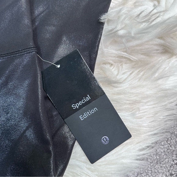 Lululemon wunder train specail edition FOIL 28” nwt - Picture 6 of 12